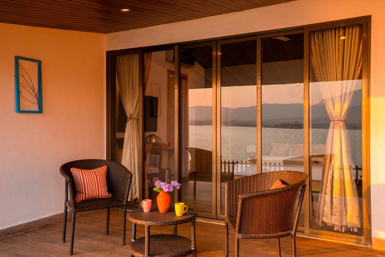 Zostel Plus Lonavala Exterior foto