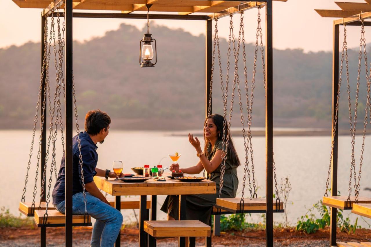 Zostel Plus Lonavala Exterior foto
